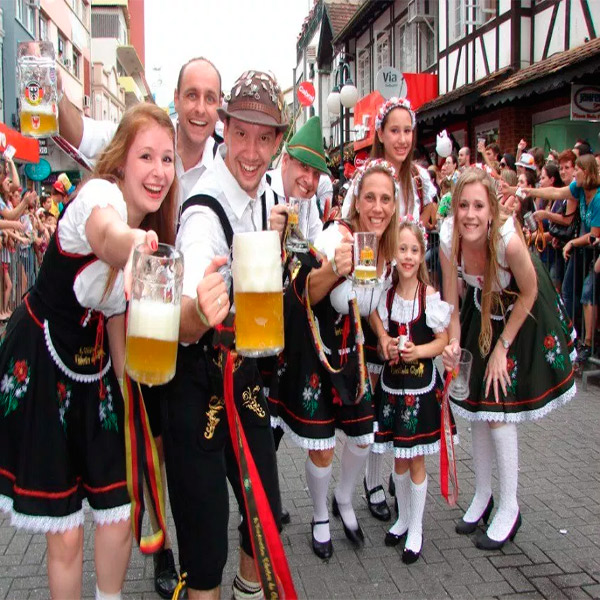 Imagem do paconte Oktoberfest com Balneário Camboriú