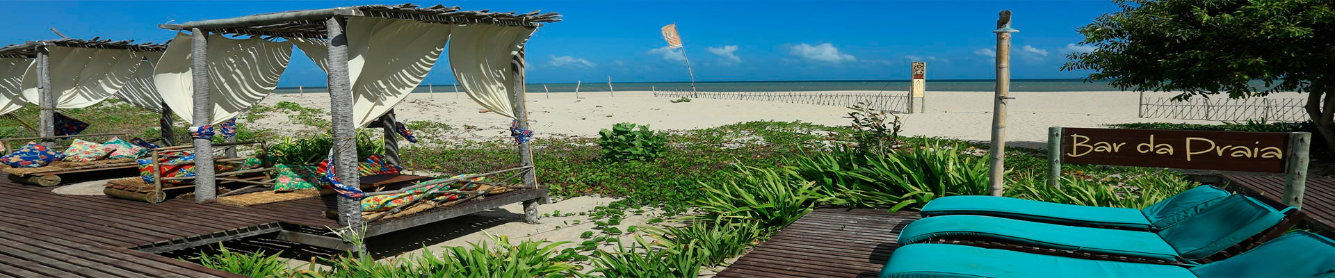 Praia do Preá com Rancho do Peixe
